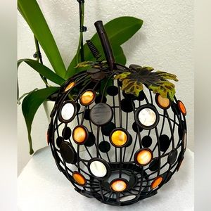 Aged bronze pumpkin / tea light decor.